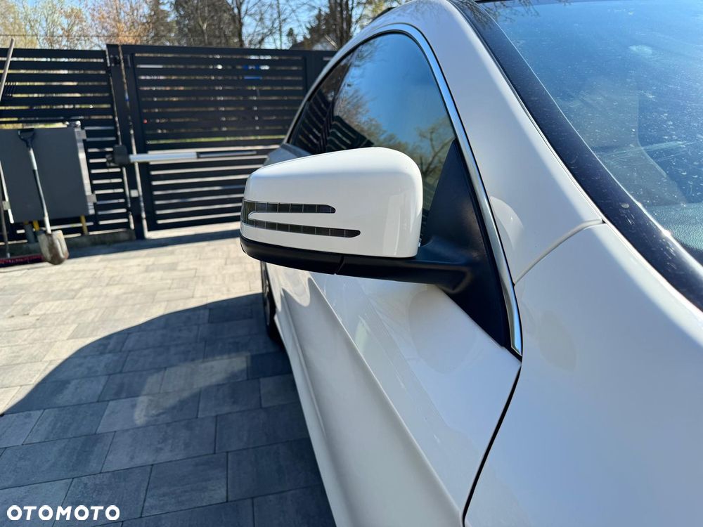 Mercedes-Benz CLA 250 4Matic 7G-DCT Sport - 7