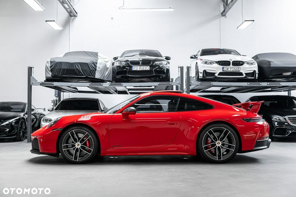 Porsche 911 Carrera 4 GTS PDK - 7