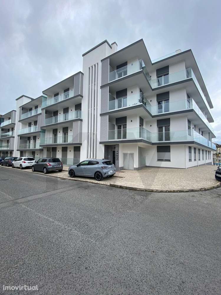 Apartamento T1 com terraço - Nazaré Centro - Grande imagem: 2/19