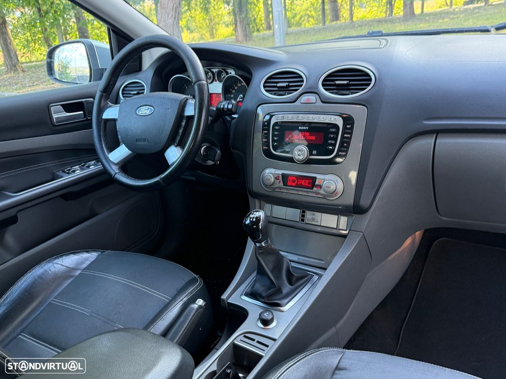 Ford Focus SW 1.6 TDCi Titanium 17 - 14