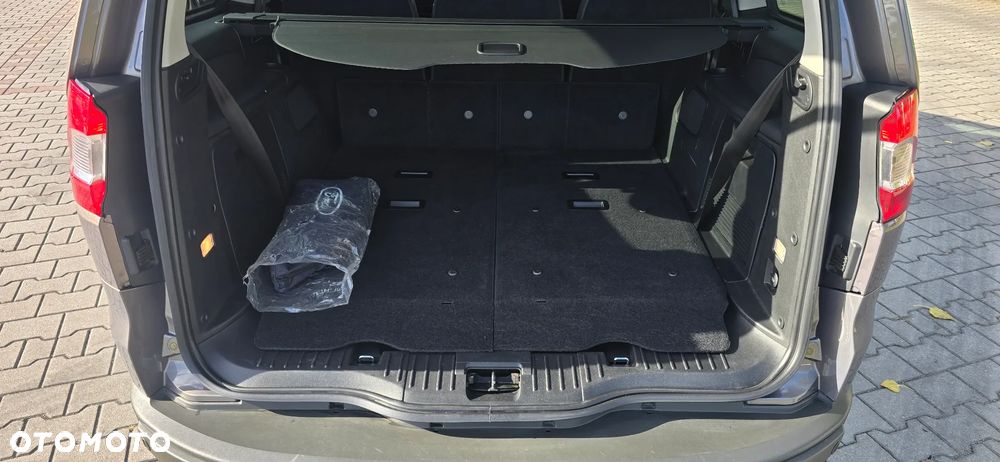 Ford Galaxy - 14