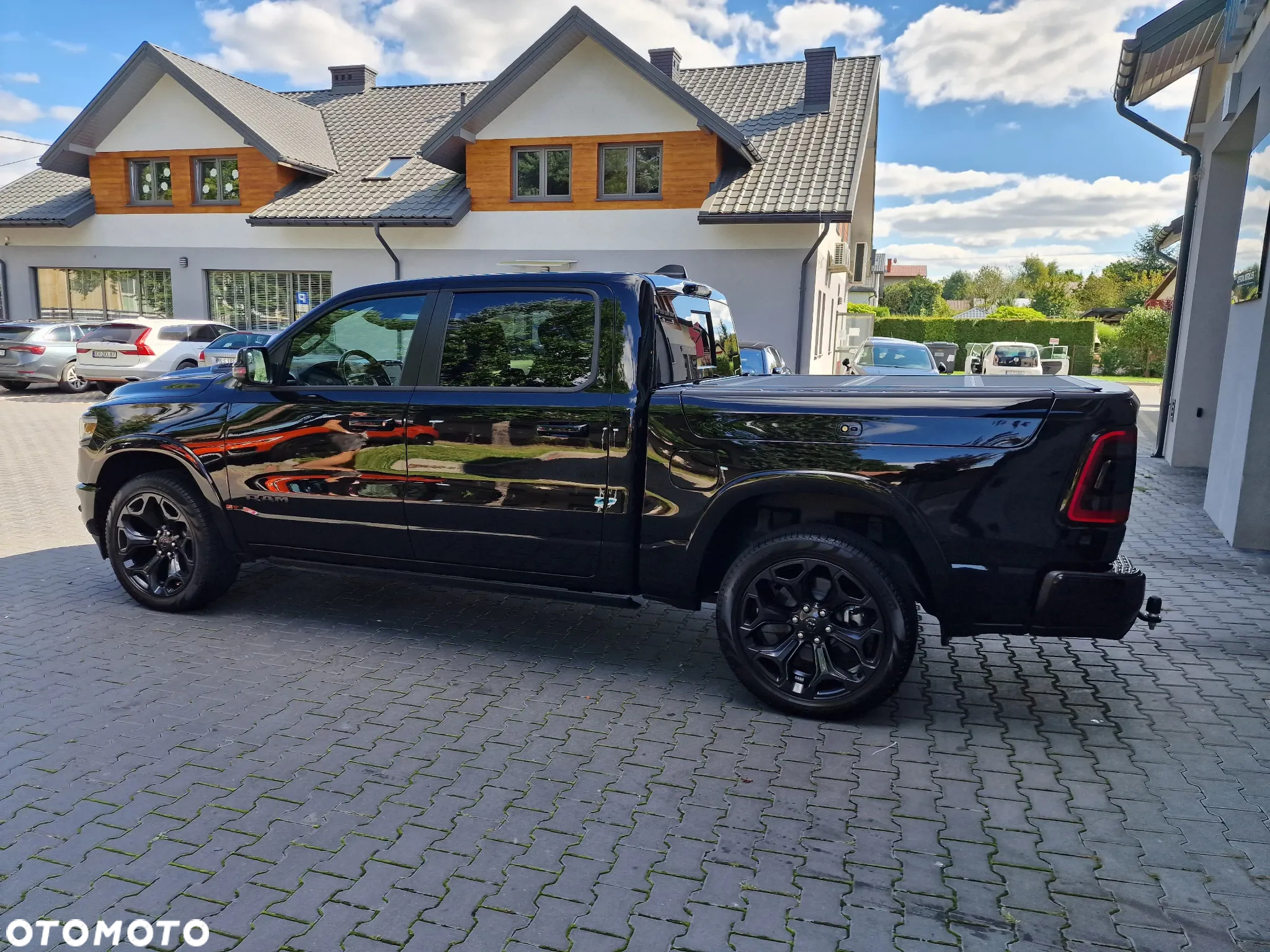 RAM 1500 5.7 Crew Cab Limited - 13