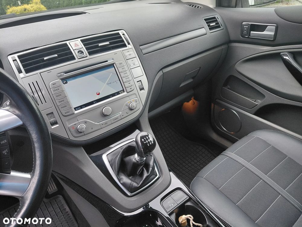 Ford Kuga 2.0 TDCi Titanium - 15