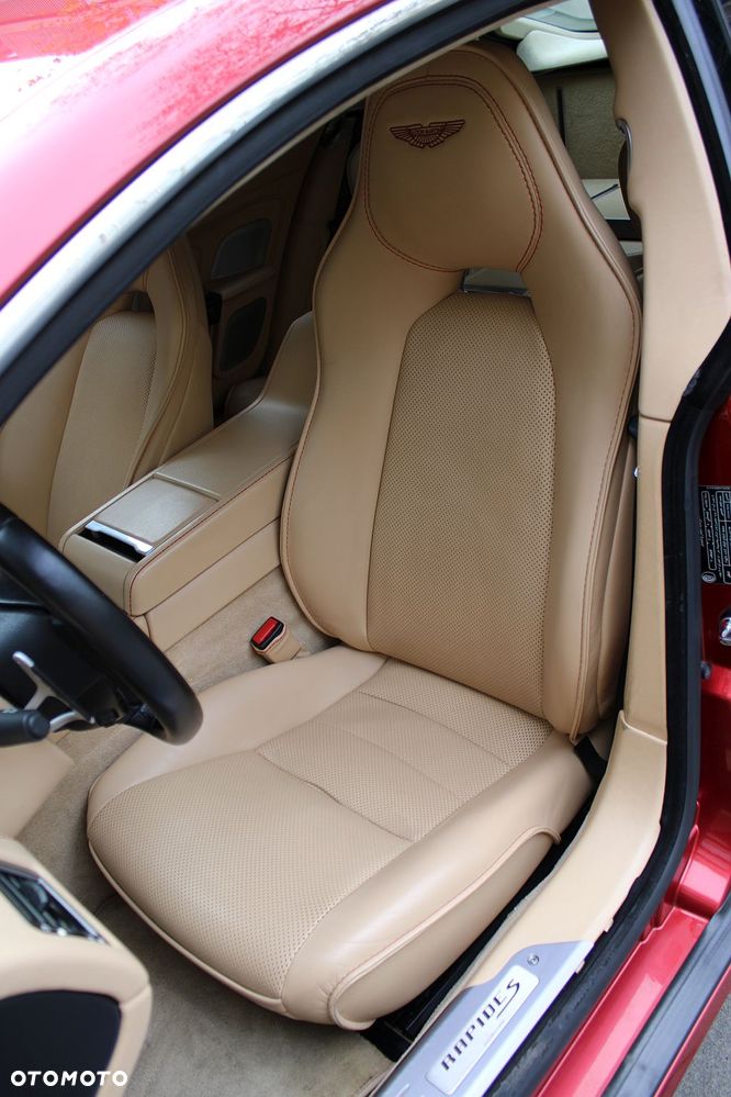 Aston Martin Rapide S - 9