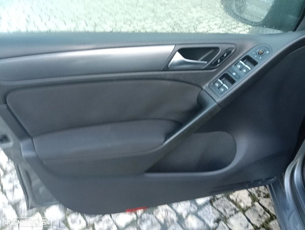 VW Golf 1.6 TDi Style - 10