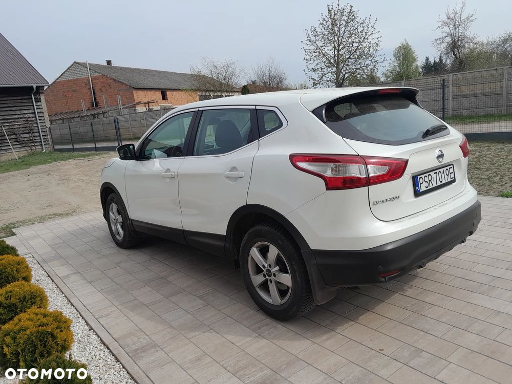 Nissan Qashqai 1.5 dCi Tekna+ - 4