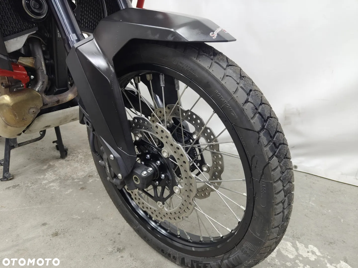 Honda CRF - 4