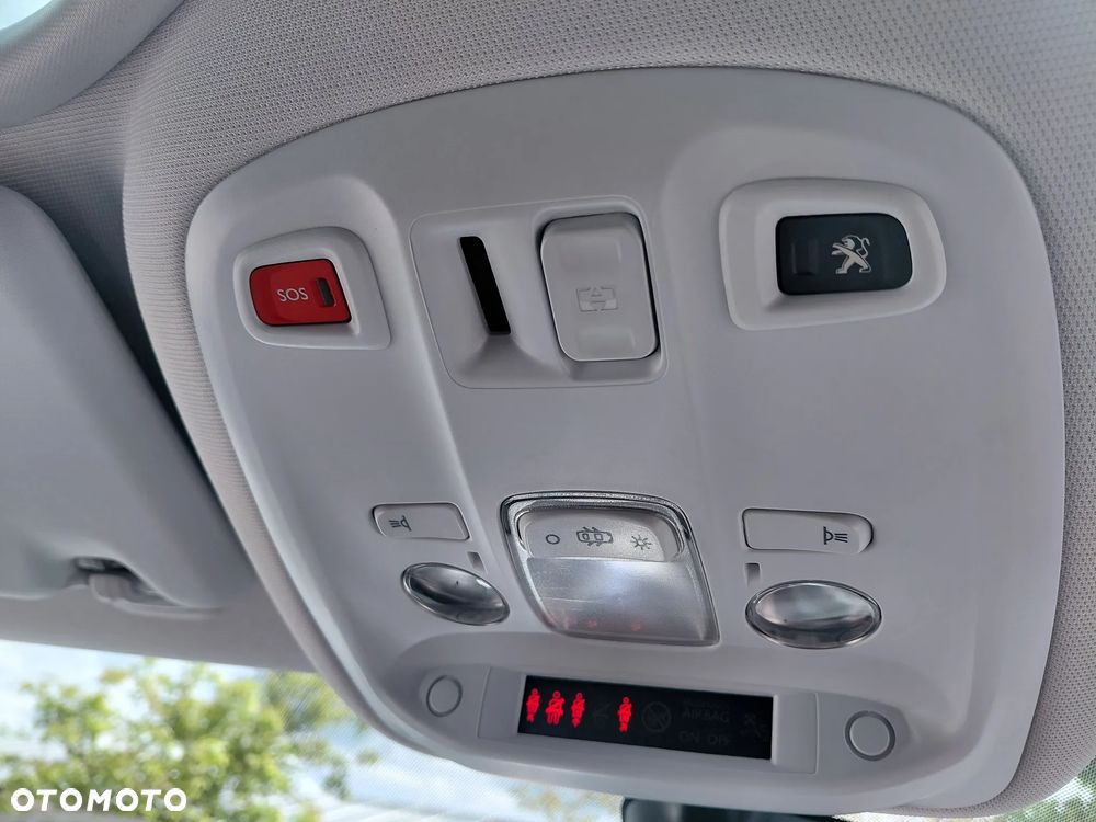 Peugeot 308 BlueHDi 150 Stop & Start Business-Line - 25
