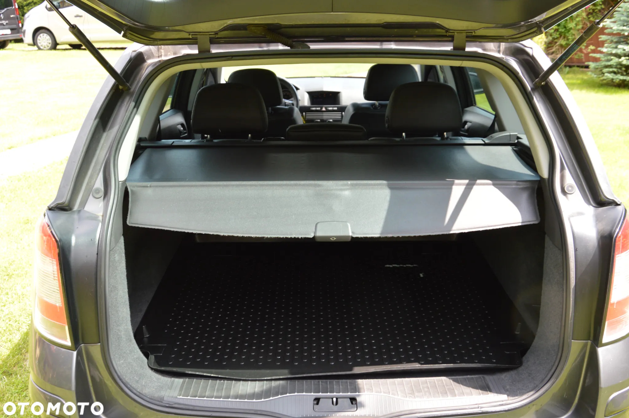 Opel Astra 1.6 Cosmo - 23