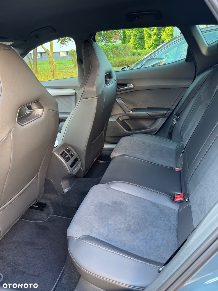 Cupra Formentor 1.5 eTSI mHEV DSG - 8