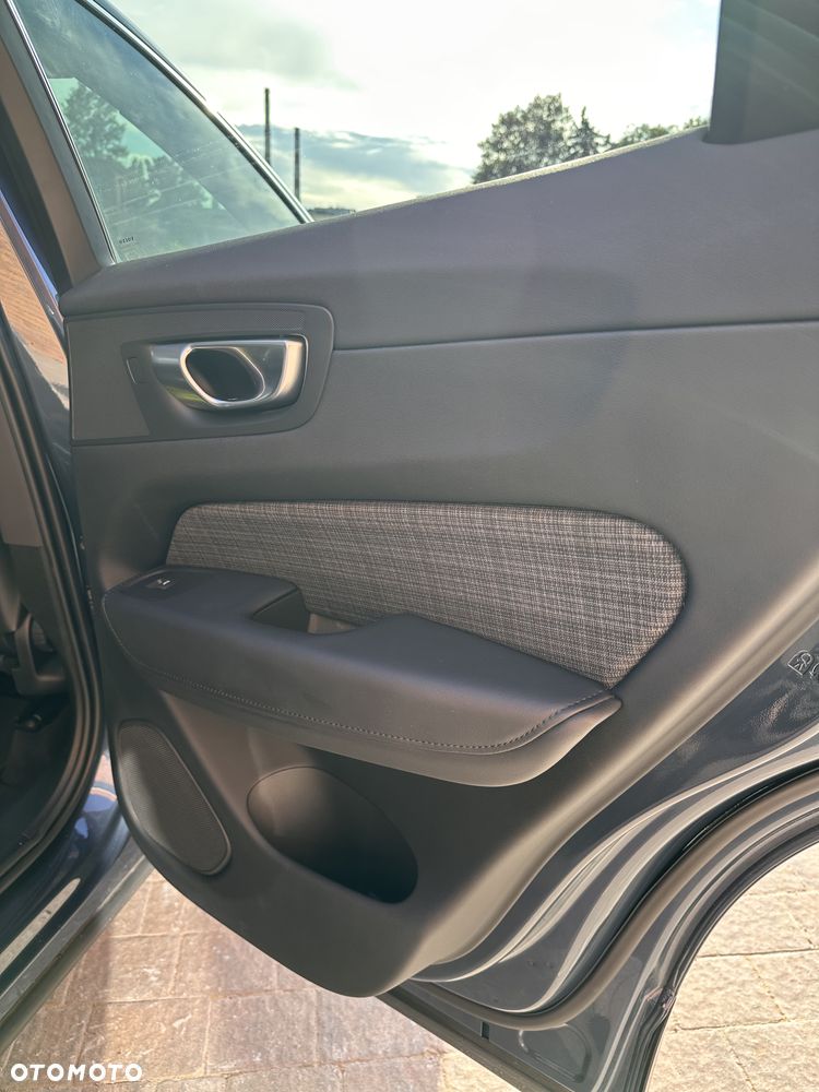Volvo XC 60 - 22