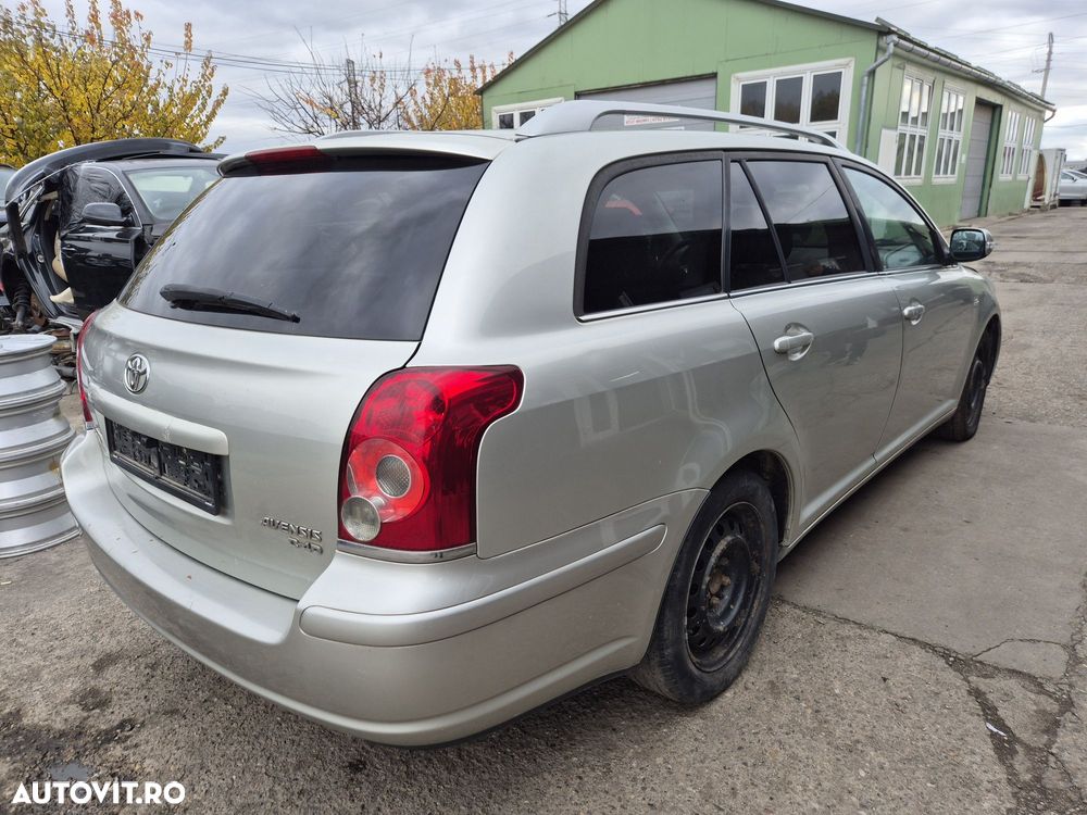 Dezmembram Toyota Avensis 2007 2.2d 177cp Manual - 4