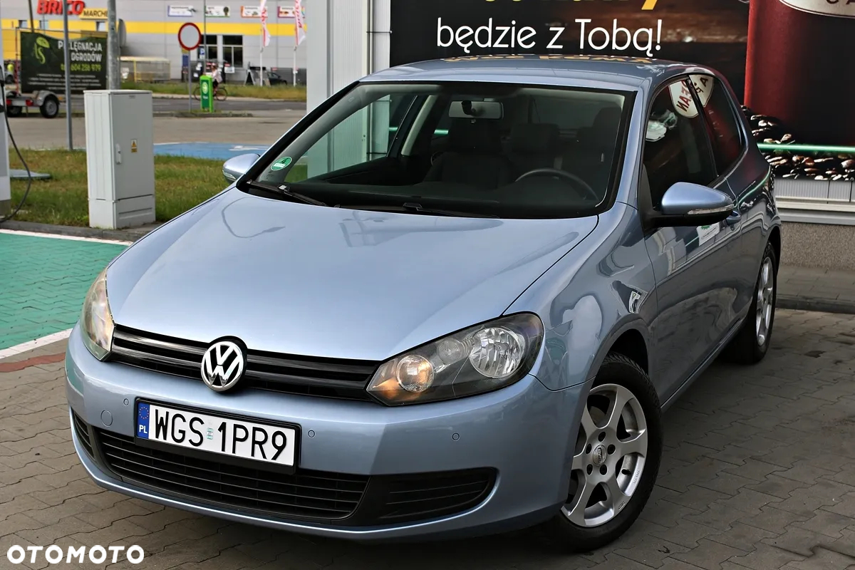 Volkswagen Golf - 10