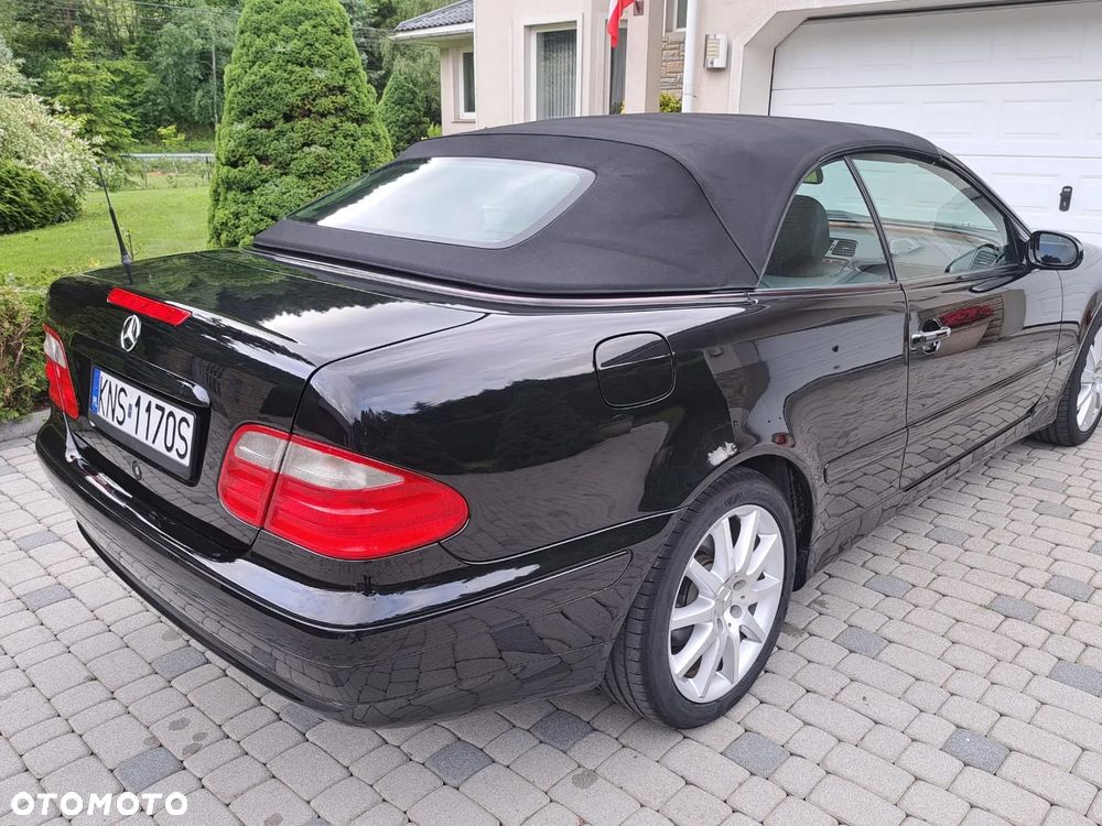 Mercedes-Benz CLK - 4