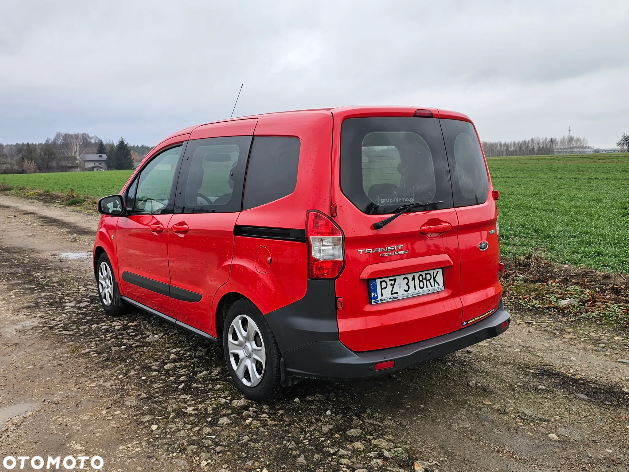 Ford Tourneo Courier 1.0 EcoBoost Trend - 3