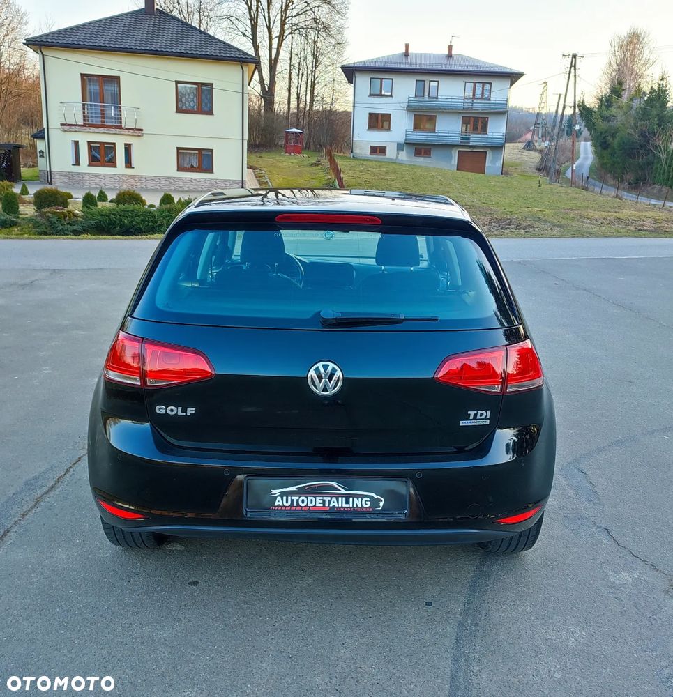 Volkswagen Golf - 12