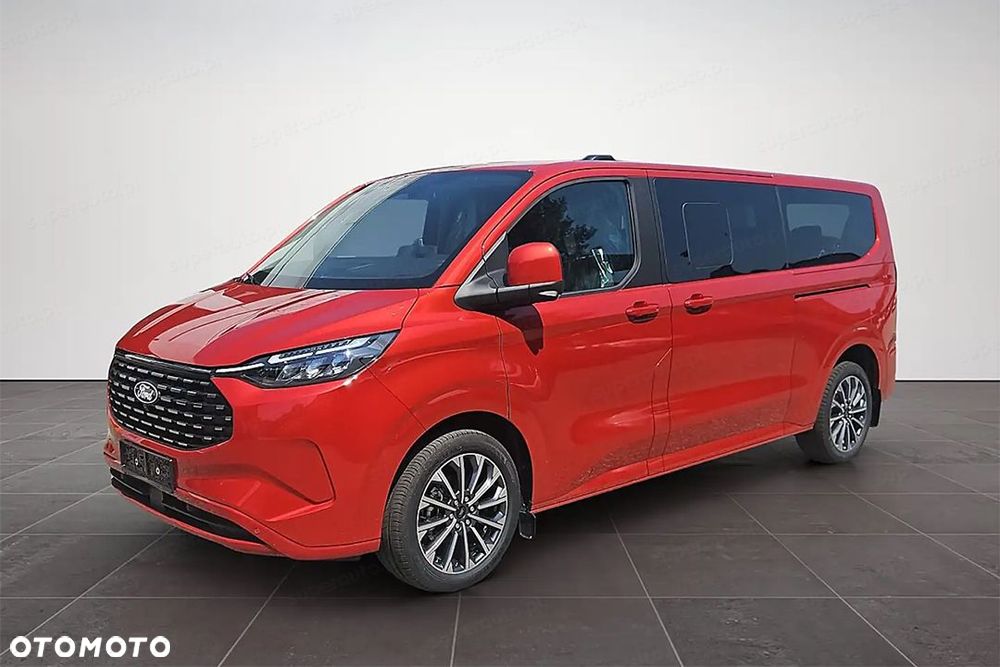 Ford Tourneo Custom - 3