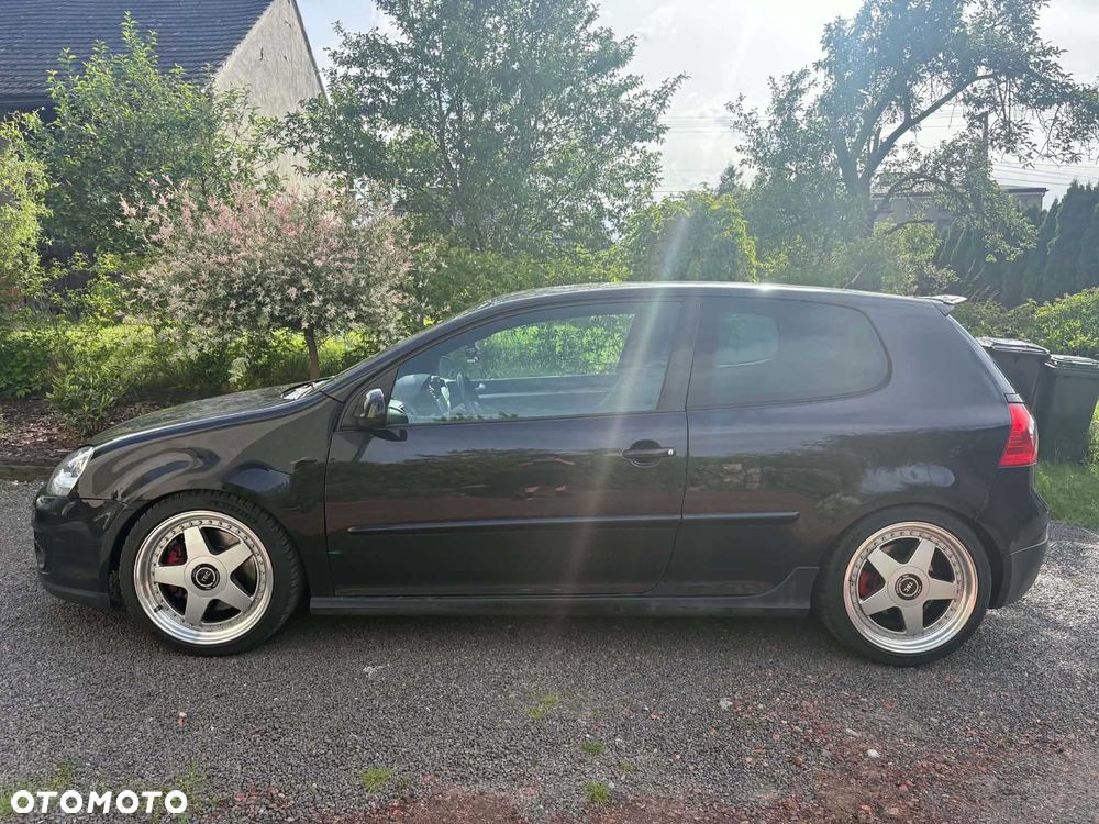 Volkswagen Golf - 4