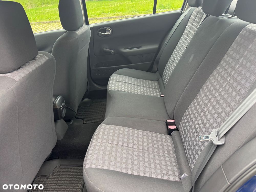 Renault Megane 1.5 dCi Confort Authentique - 10