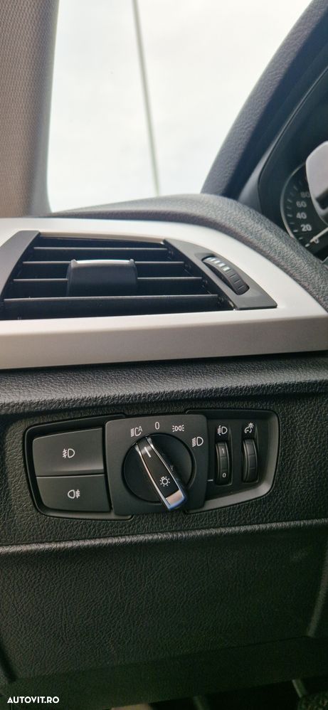 BMW Seria 1 116d - 32