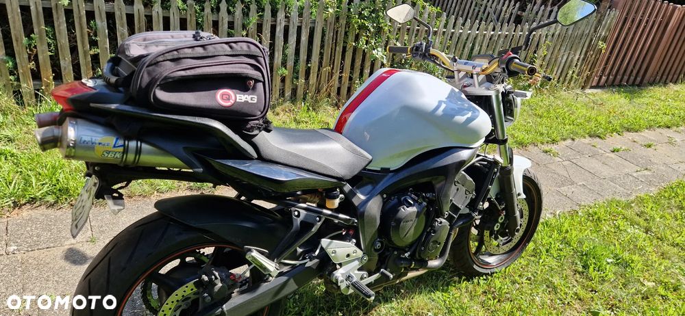 Yamaha FZ6 - 19