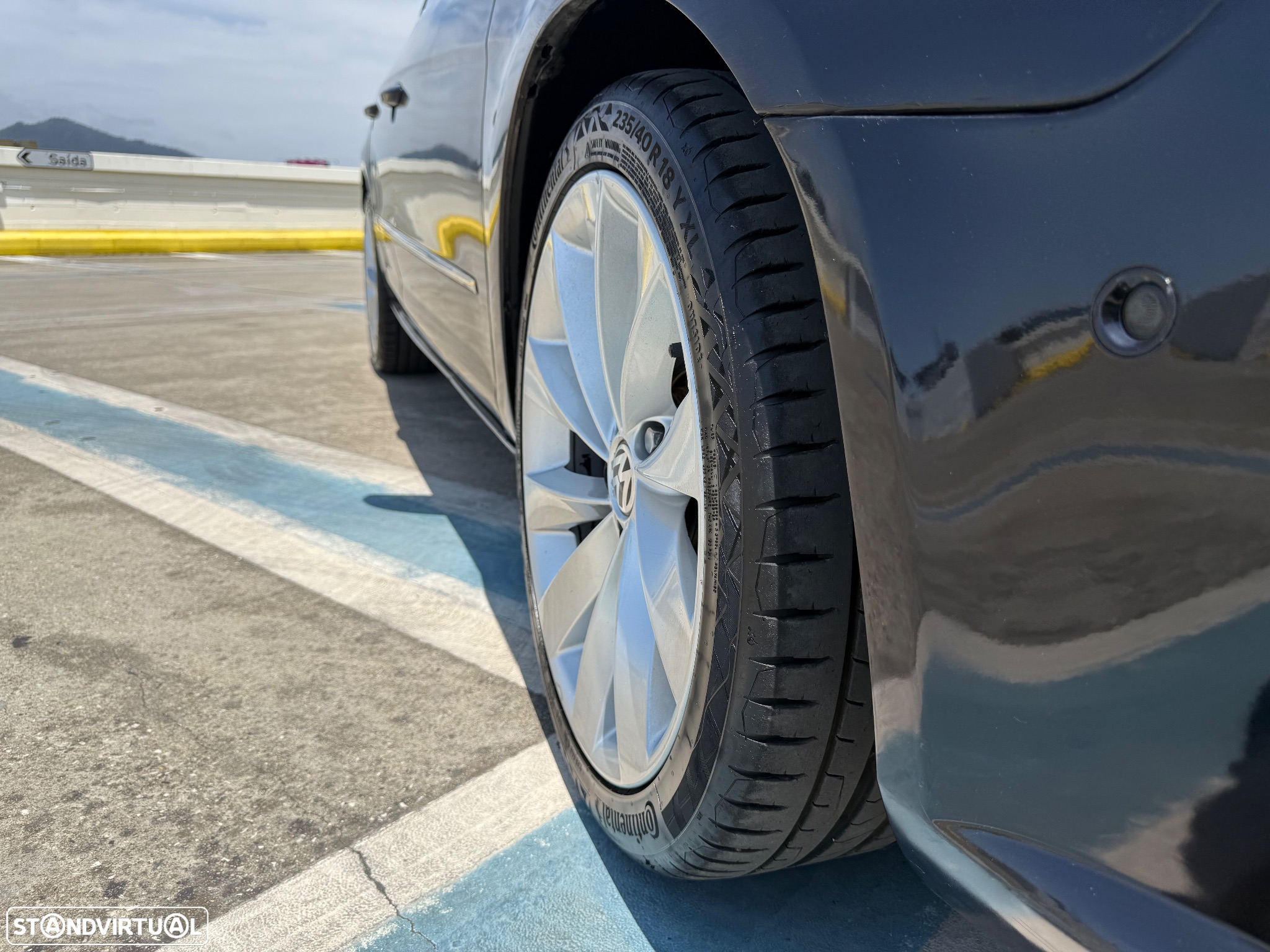 VW Passat CC 2.0 TDi BlueMotion DSG - 8