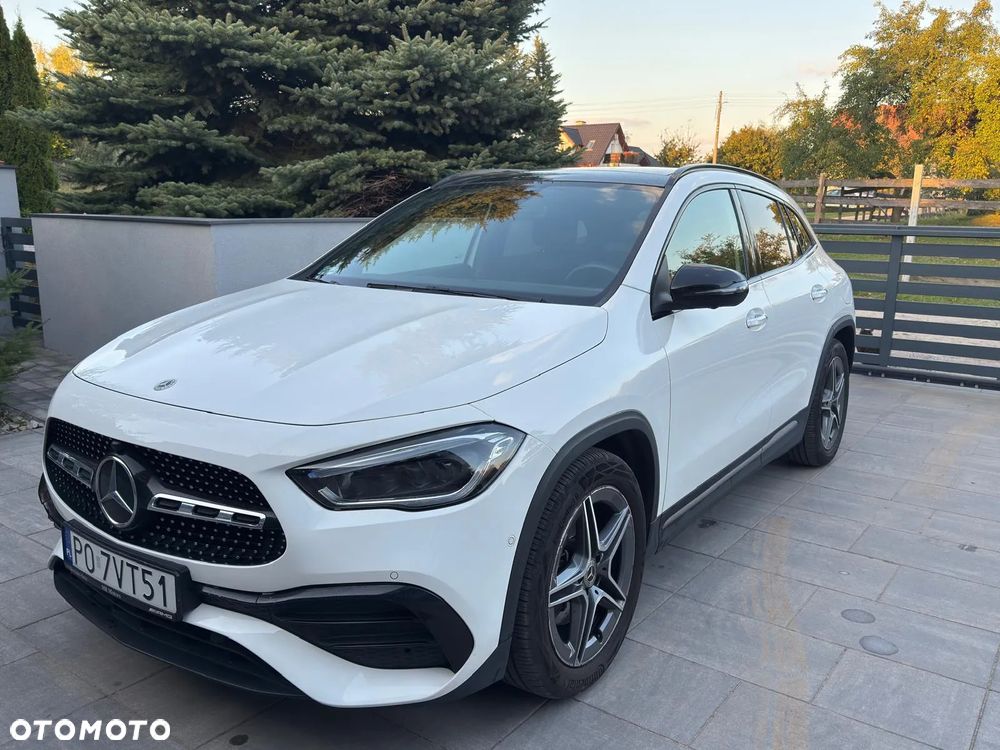 Mercedes-Benz GLA 200 AMG Line - 1
