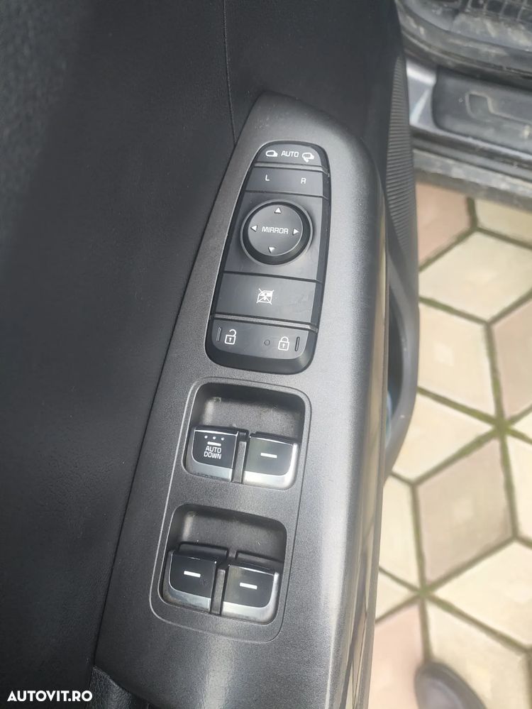 Kia Sportage 1.6 GDI 6MT 4x2 Plus - 9