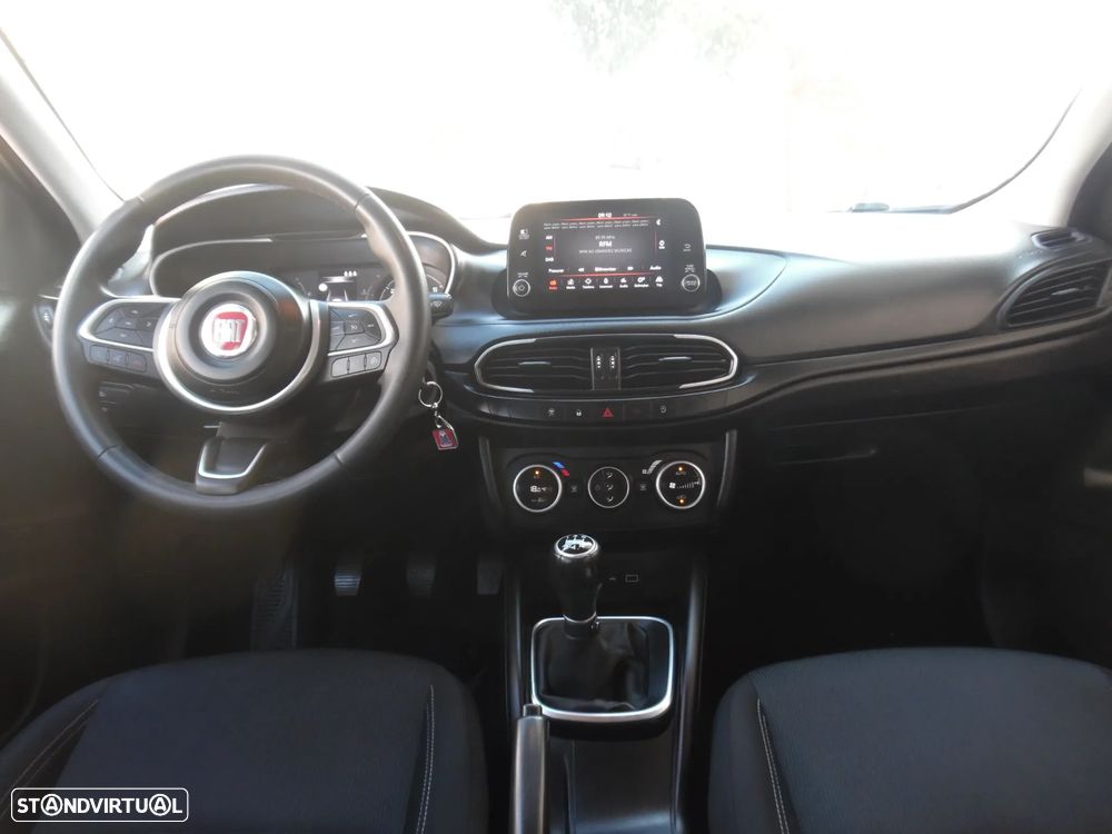 Fiat Tipo Station Wagon 1.0 GSE T3 City Life - 11