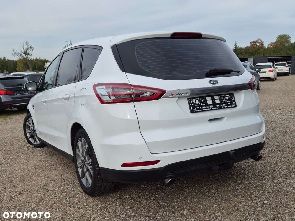 Ford S-Max - 24