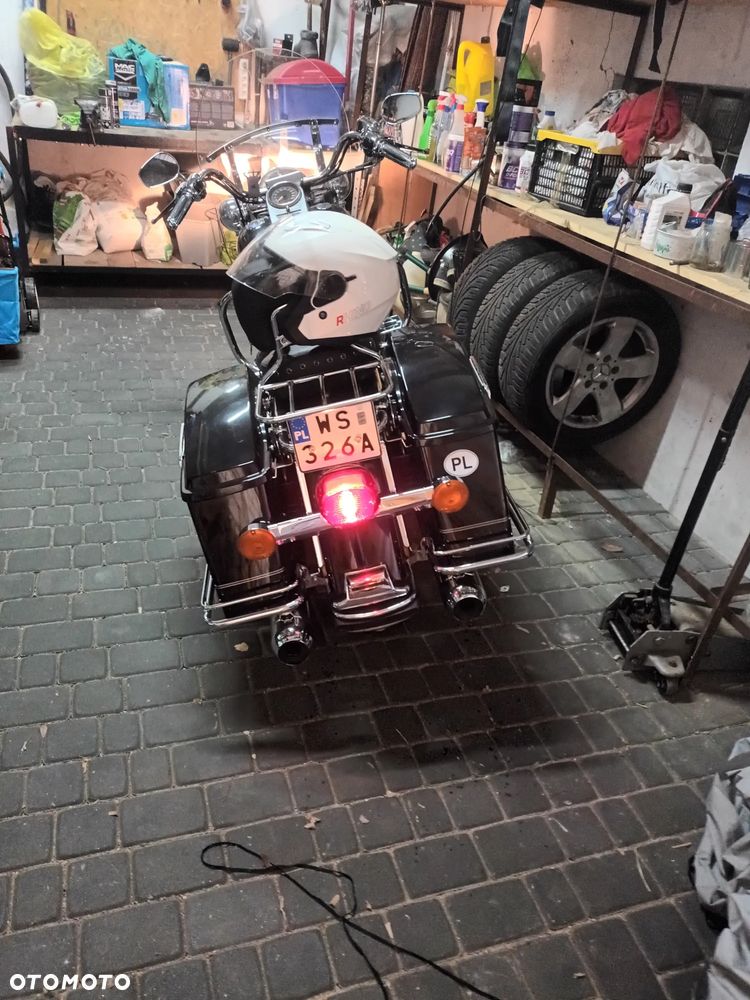 Harley-Davidson Touring Road King - 9