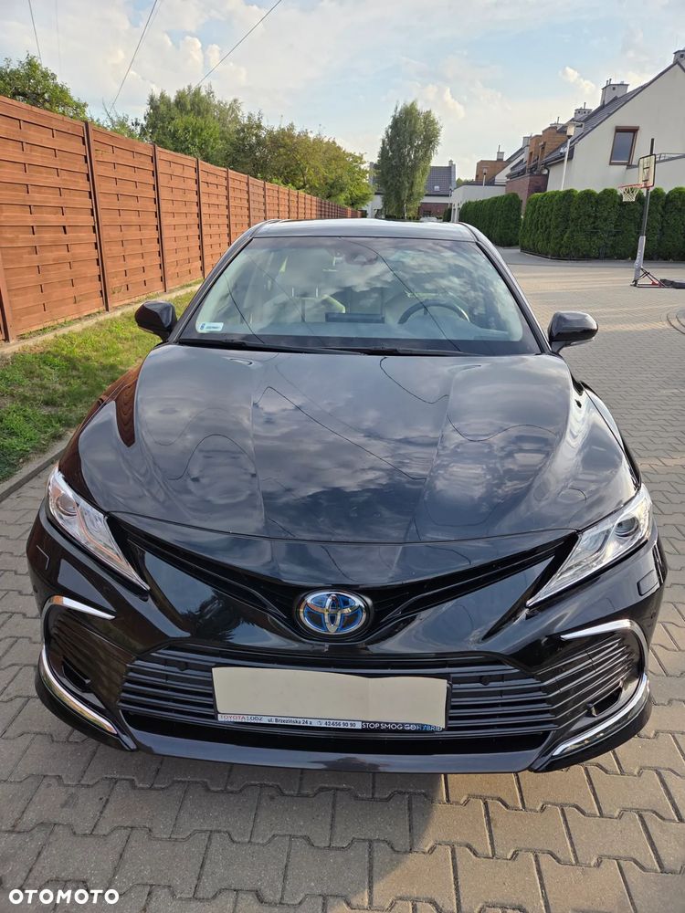 Toyota Camry 2.5 Hybrid Executive CVT - 2