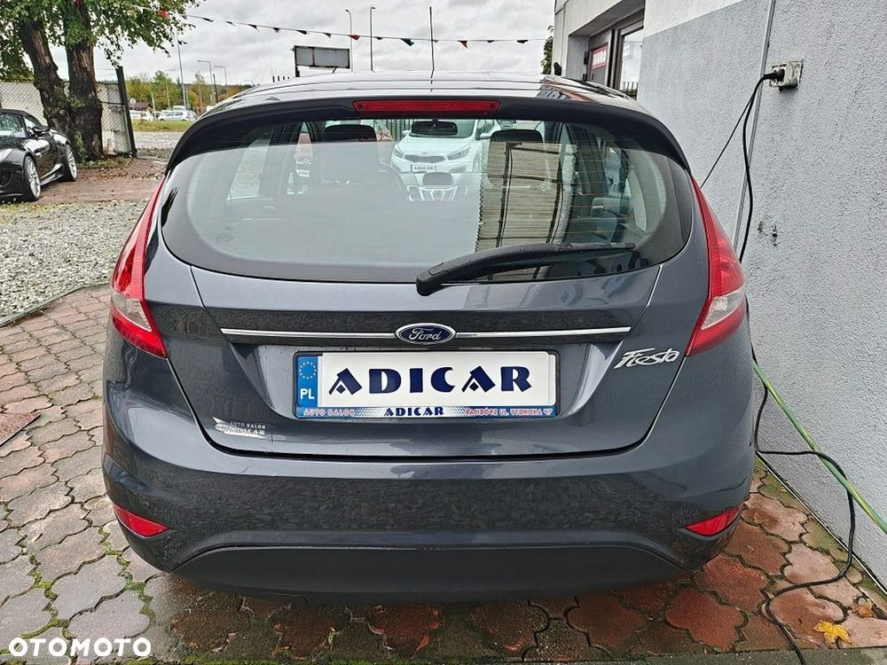 Ford Fiesta - 5