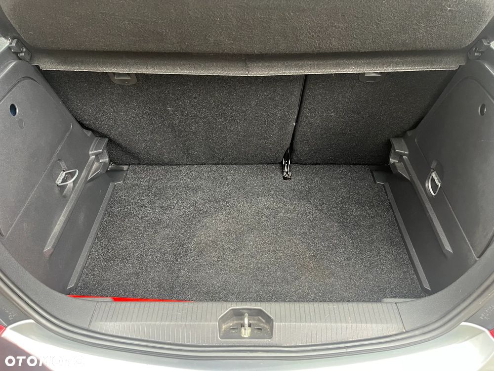 Opel Corsa 1.2 16V Cosmo - 18