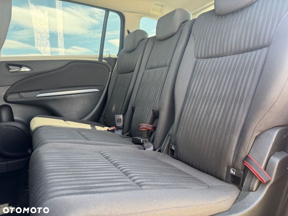 Opel Zafira - 19