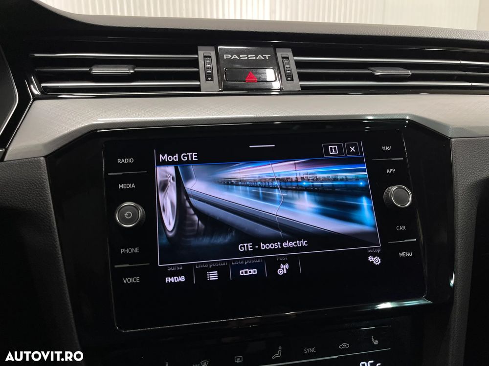 Volkswagen Passat 1.4 TSI DSG GTE - 22