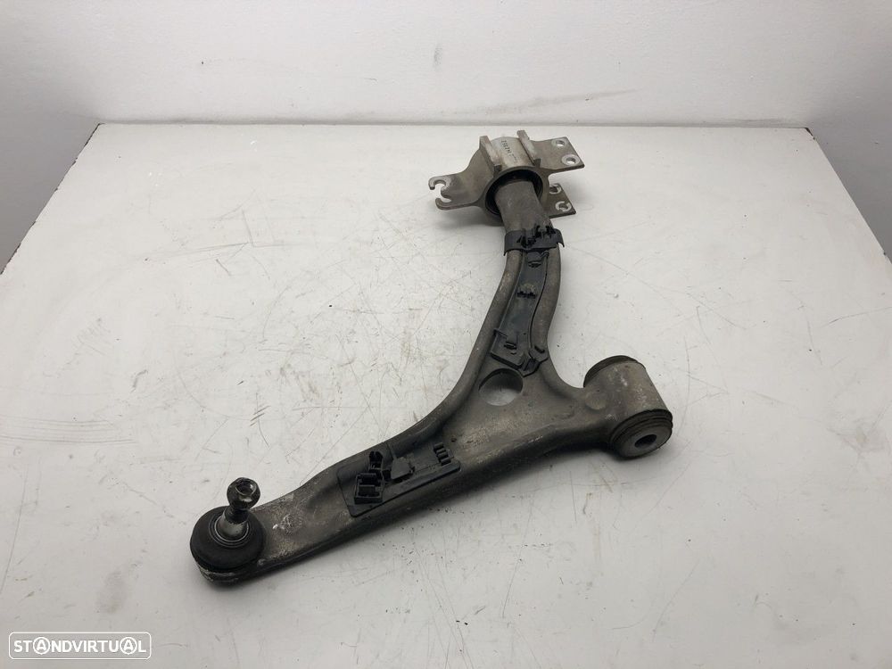 BRAÇOS DE SUSPENSÃO Frente Dto MERCEDES-BENZ CLA Coupe (C117) CLA 180 CDI - 1