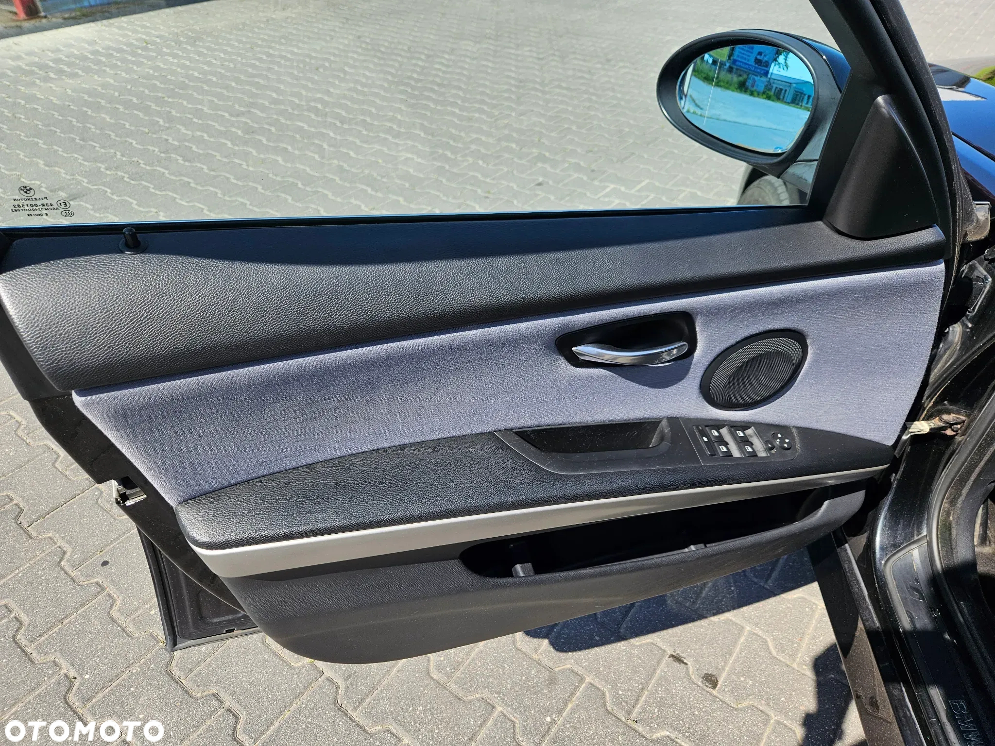 BMW Seria 3 320i - 10