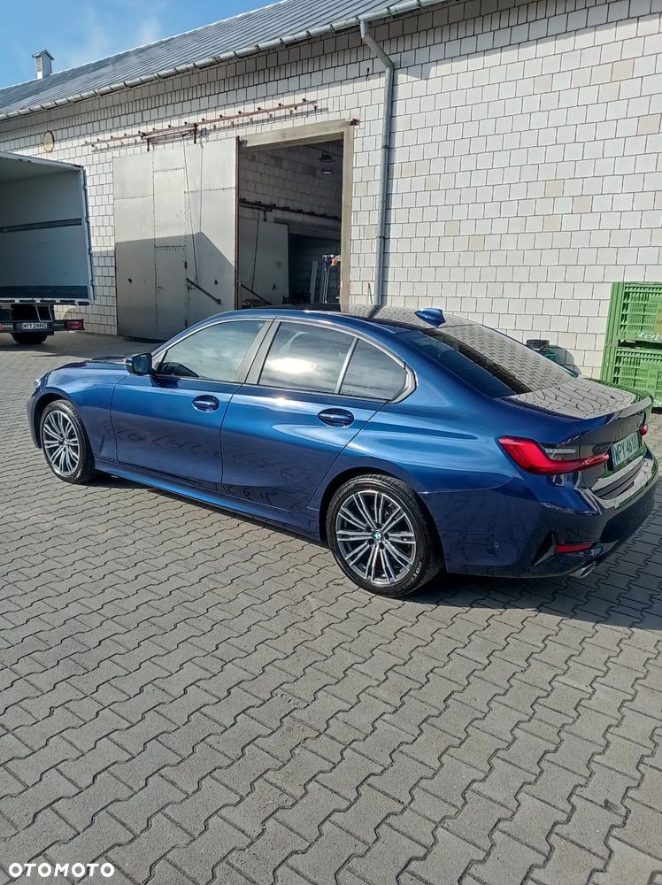 BMW Seria 3 320d - 12