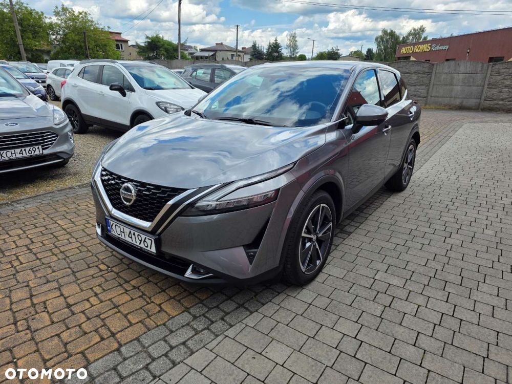Nissan Qashqai - 1