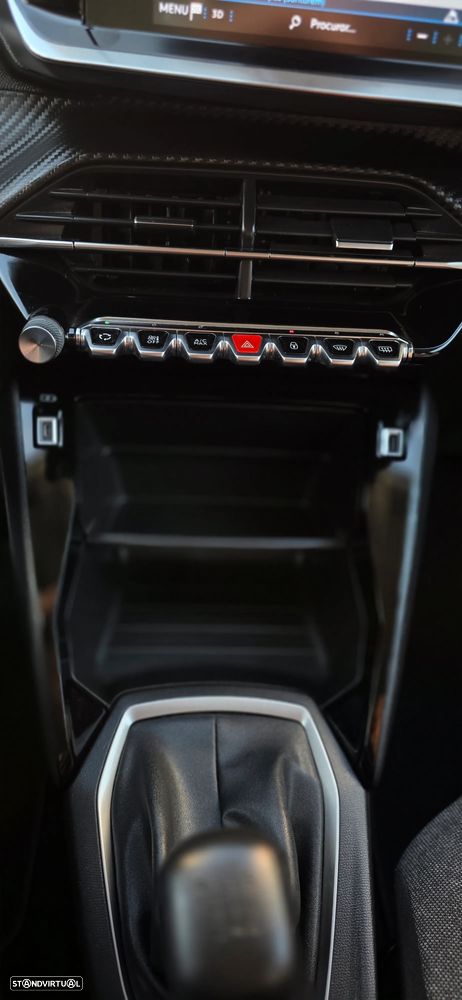 Peugeot 2008 1.2 PureTech Allure - 20