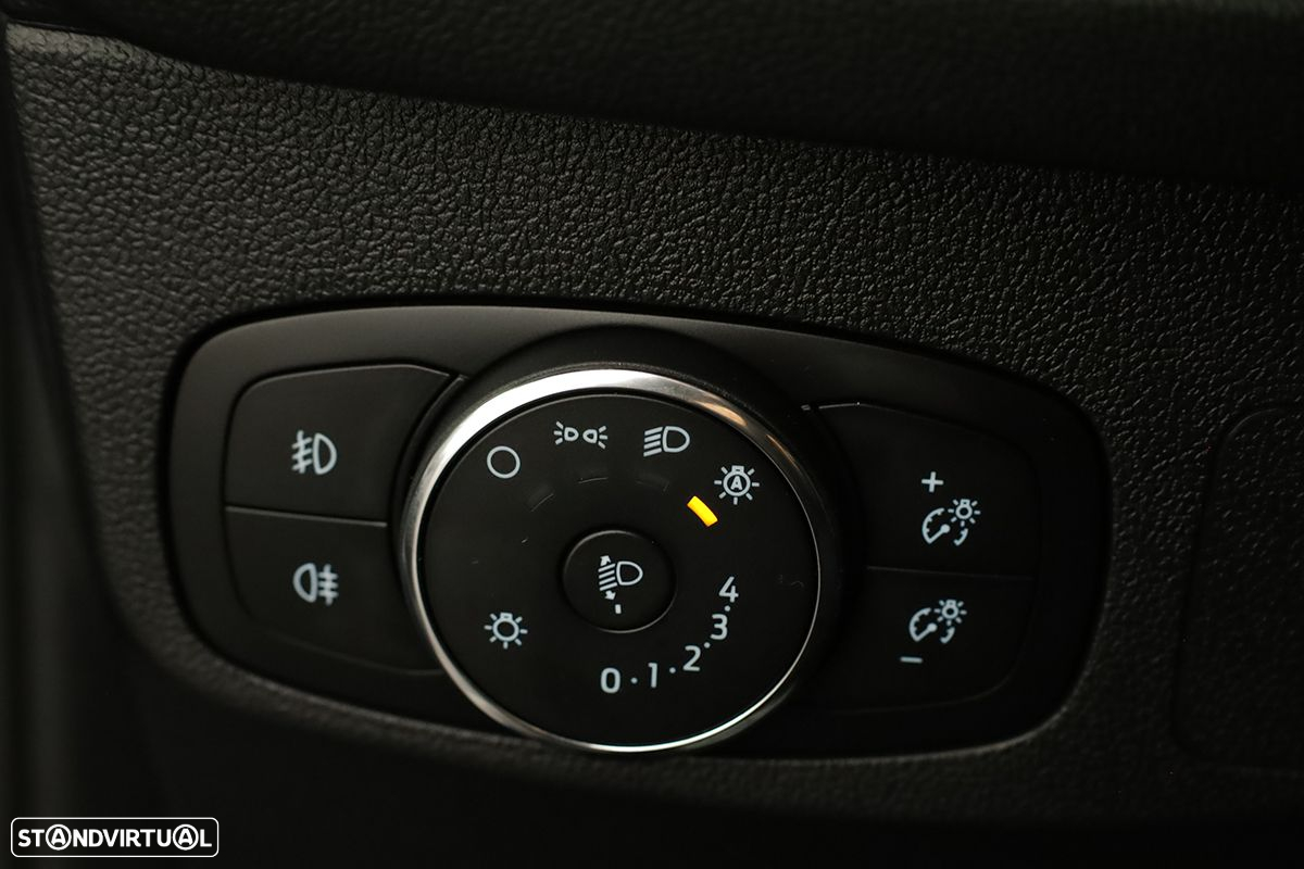 Ford Focus - 19