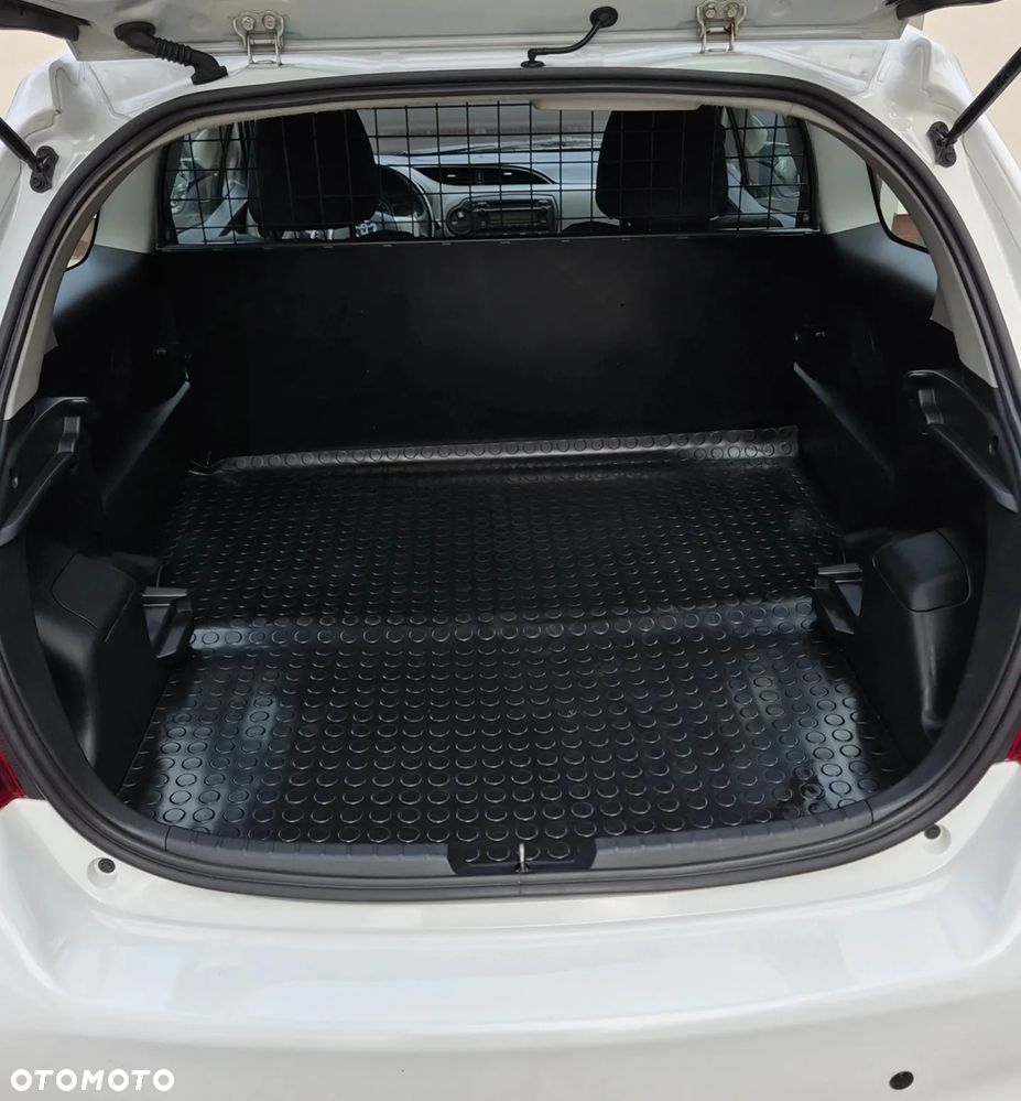 Toyota Yaris 1.0 Active EU6 - 5
