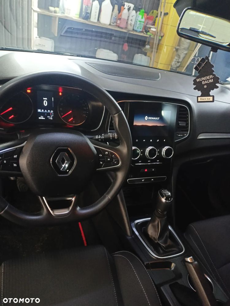 Renault Megane Grandtour TCe 115 GPF LIFE - 5