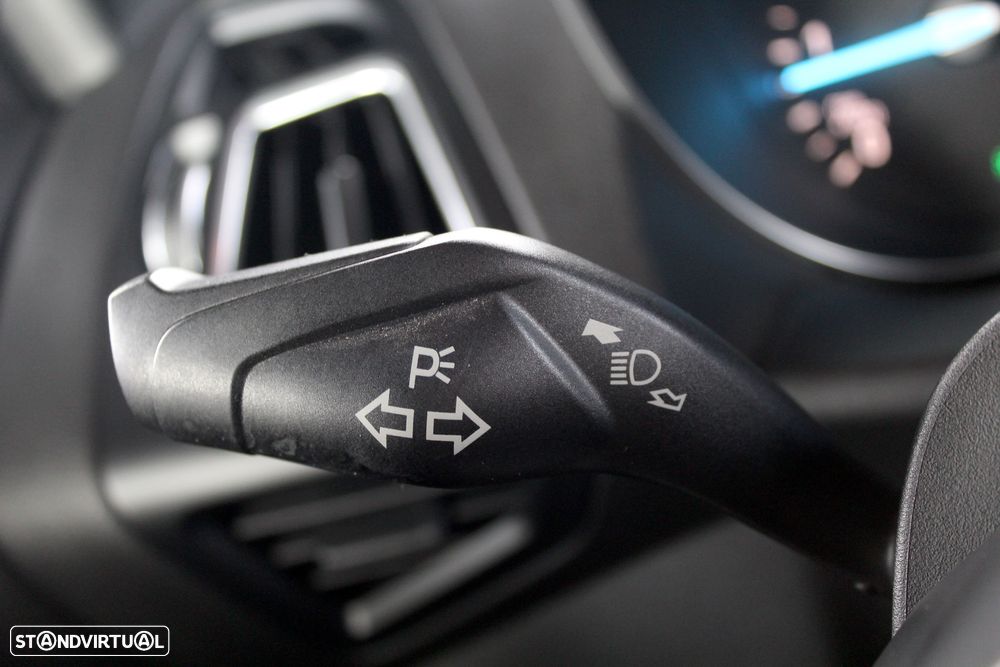 Ford Kuga 1.5 TDCi EcoBlue ST-Line X - 19