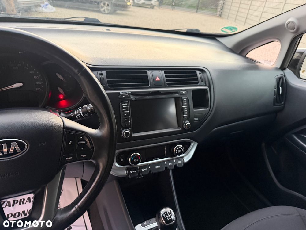 Kia Rio - 6