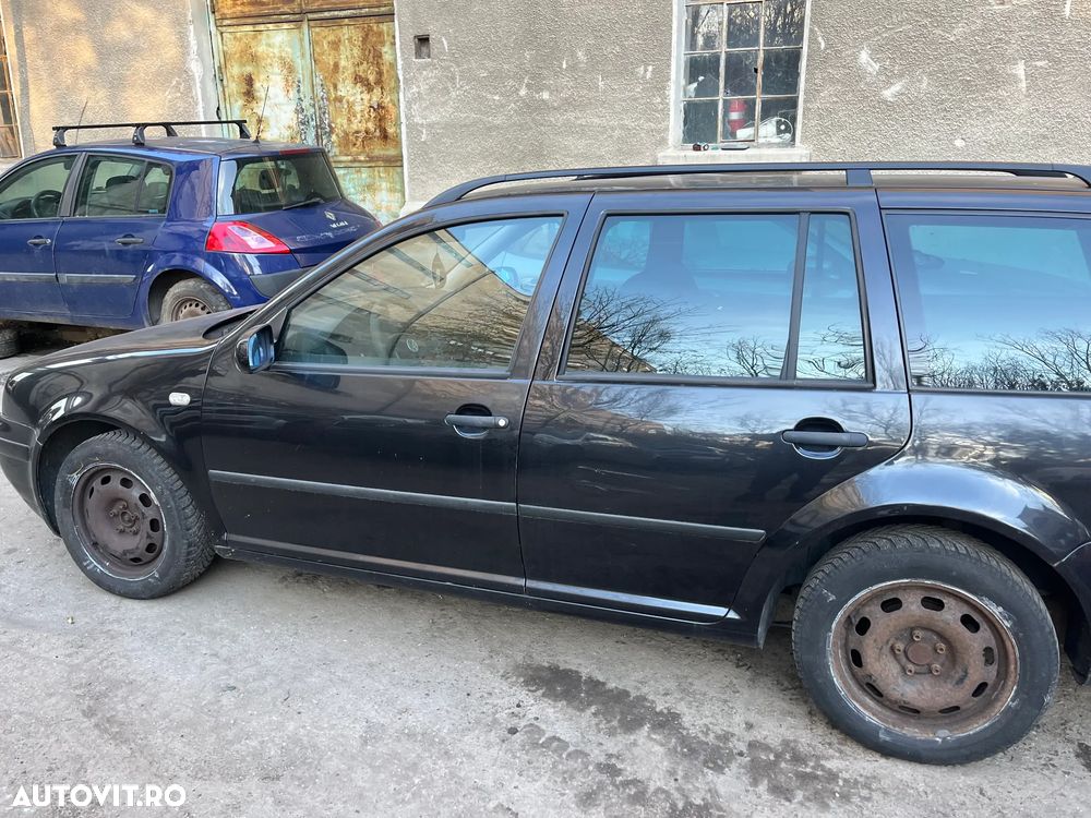 Dezmembrez VW Volkswagen Golf 4 break negru 2002 - 6