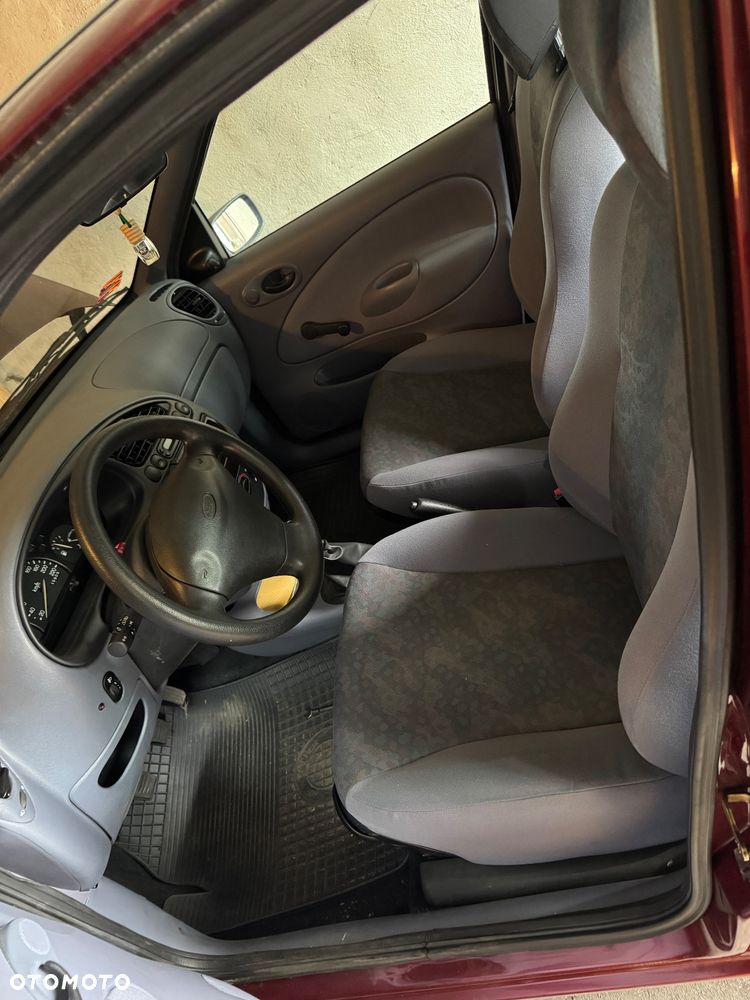 Ford Fiesta 1.3 Flair - 29