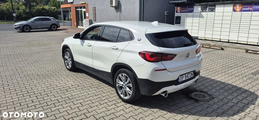 BMW X2 sDrive18d Advantage Plus - 4