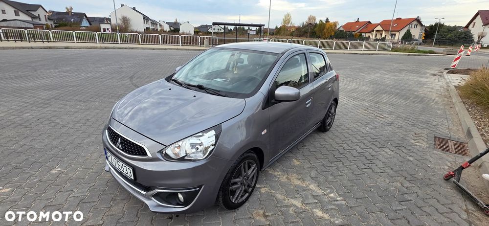 Mitsubishi Space Star 1.0 - 10